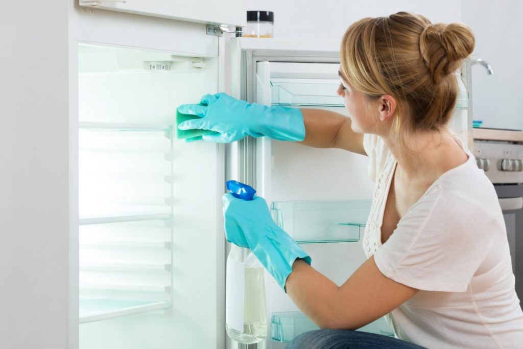 how to deep clean your fridge